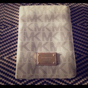Michael kors iPad case